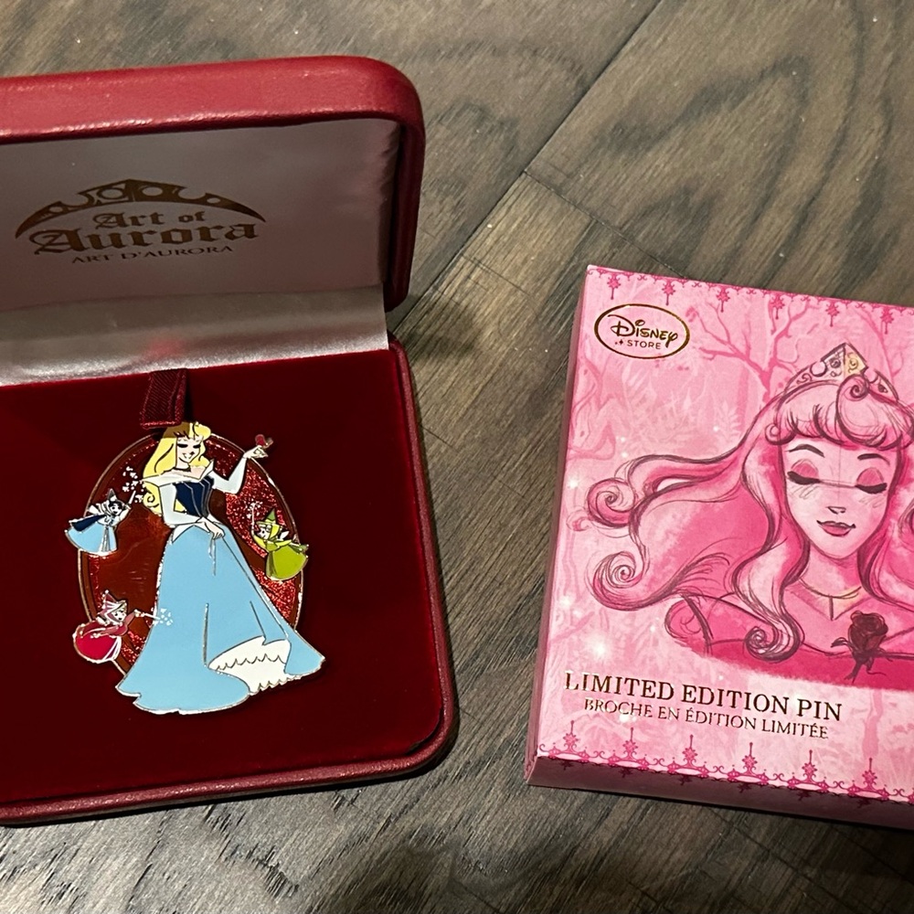 Disney Sleeping Beauty Limited Edition Pin (LE of 500)